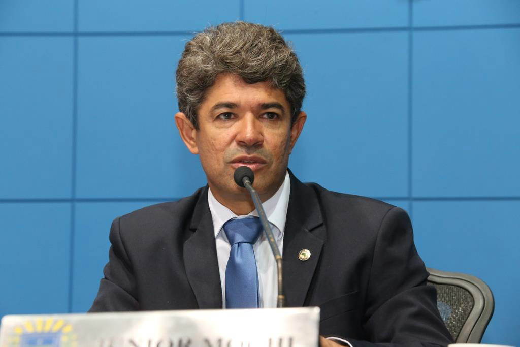 Governo propõe prorrogação para 2018 abono para servidores