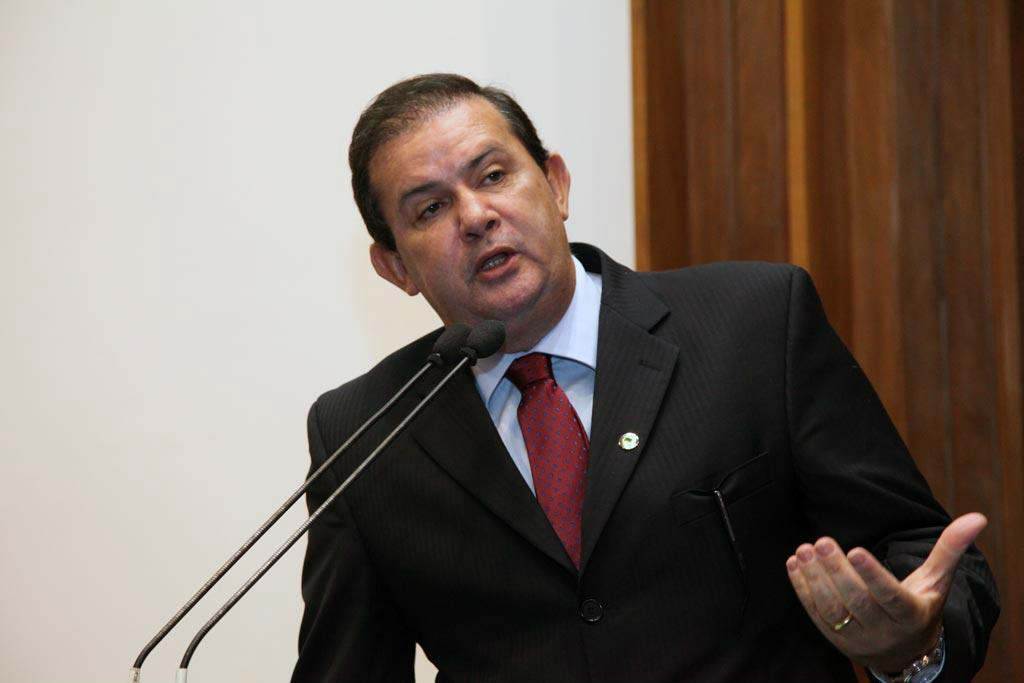 Deputados Eduardo Rocha e Márcio Fernandes pedem mais policiais para Rotai 