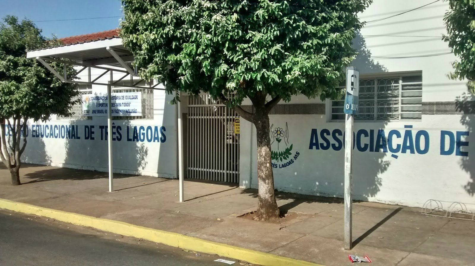APAE informa que tem um homem usando nome da instituição para arrecadar dinheiro APAE informa que tem um homem usando nome da instituição para arrecadar dinheiro