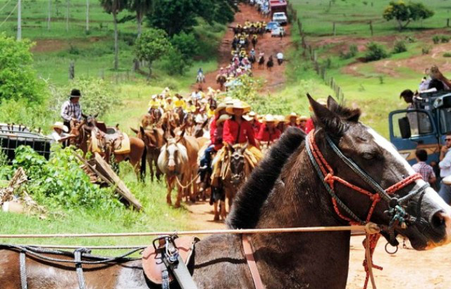 Cavalgada de Arapuá será realizada no próximo domingo Cavalgada de Arapuá será realizada no próximo domingo