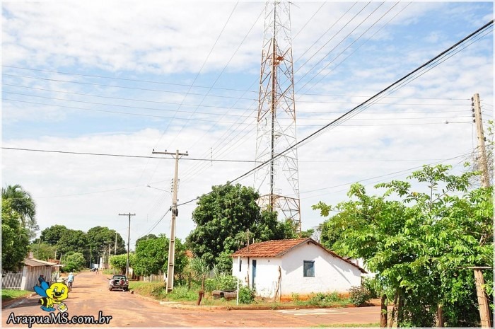 Rompimento de fibra ótica deixa Arapuá sem telefone móvel