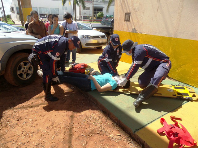 Acidente entre dois veículos na BR-262 deixa jovem ferida em Três Lagoas 