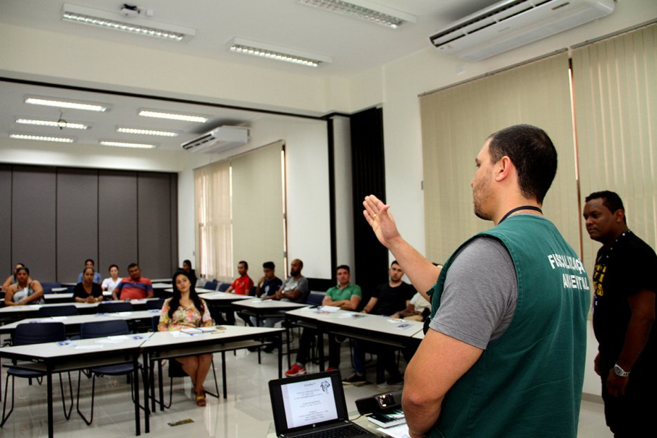 Secretarias esclarecem sobre alvarás para abertura de empresas Secretarias esclarecem sobre alvarás para abertura de empresas