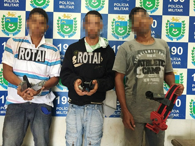 Carregadores de pistola 9mm furtados da casa de ex-prefeito são recuperados pela ROTAI de Três Lagoas Carregadores de pistola 9mm furtados da casa de ex-prefeito são recuperados pela ROTAI de Três Lagoas