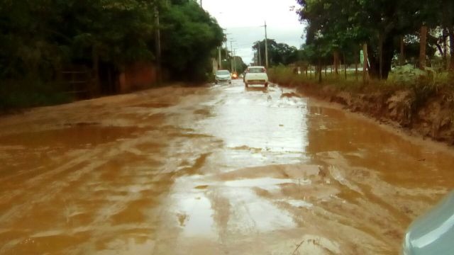 Moradores pedem socorro a “Guerreiro” e dizem que estão abandonados 