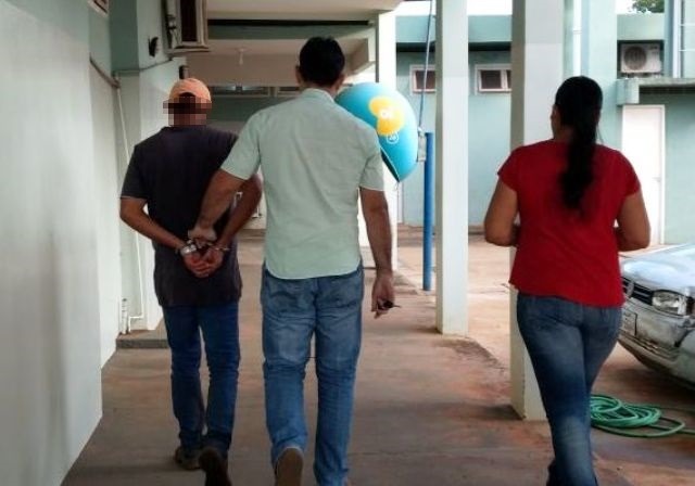 Agressor é preso por descumprir medida protetiva 