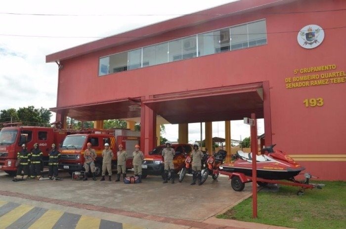 Bombeiros de Três Lagoas recebe caminhão de combate a incêndio