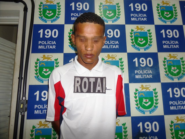 Homem que mentiu seu nome a polícia é desmentido por sua mãe 