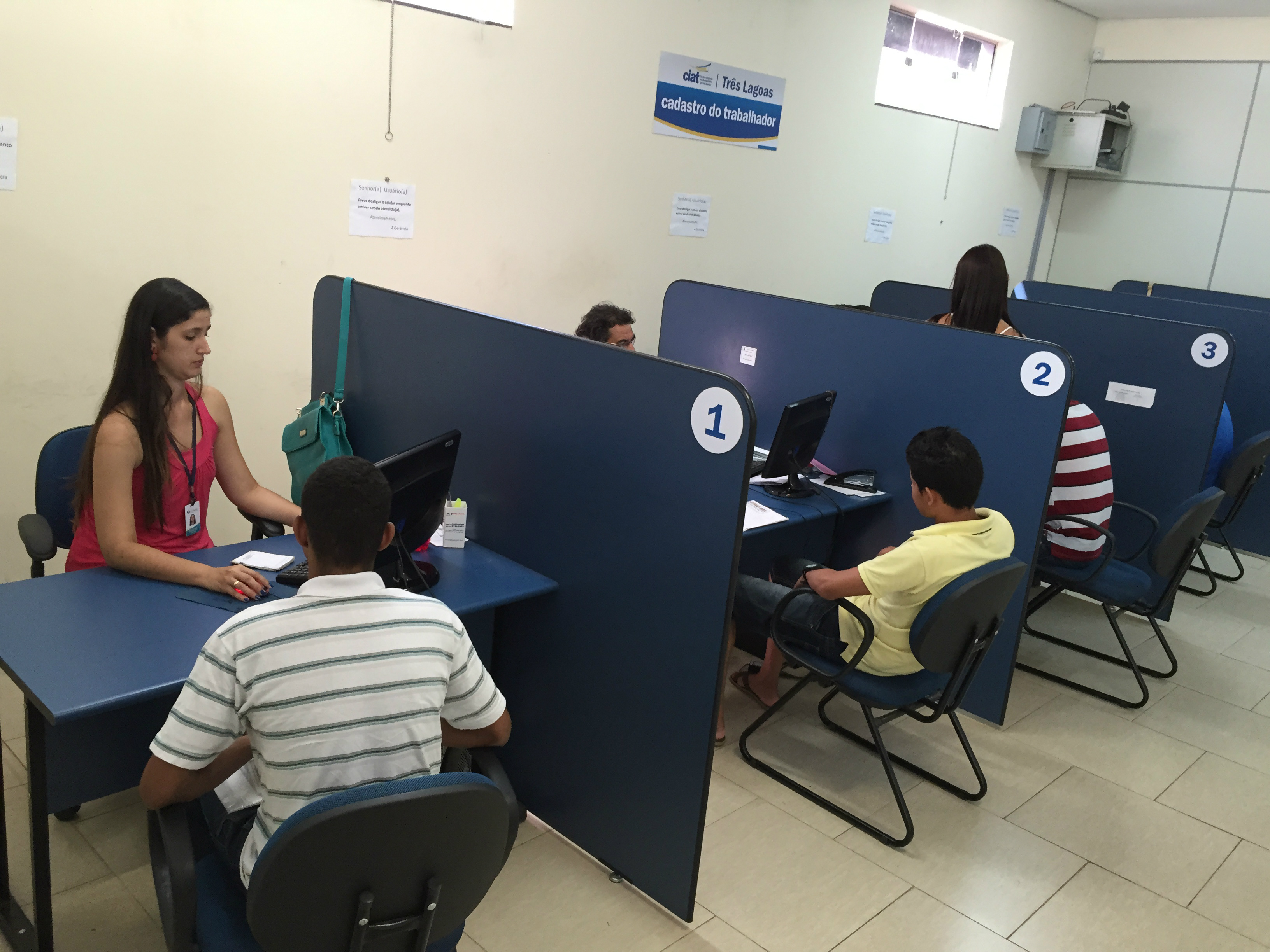 Balcão de Empregos: Confira as vagas para esta 2º feira