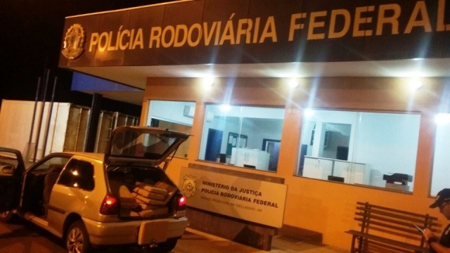 PRF prende três pessoas por tráfico de drogas 
