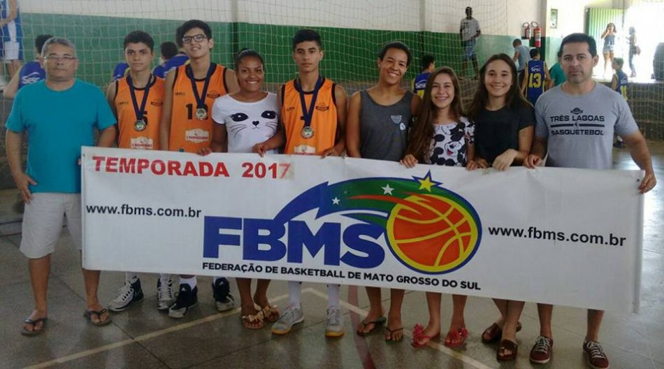 Três-lagoenses se destacam em estadual sub 15 de basquete e vão para o Brasileiro