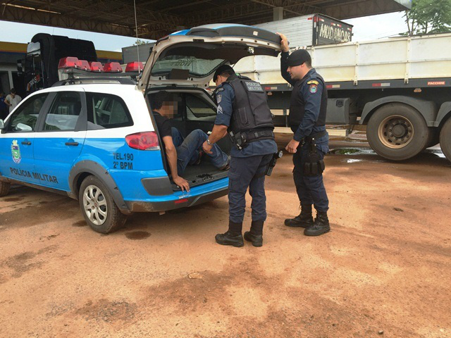 Em seu 1º dia de trabalho, funcionário é acusado de furto em borracharia 