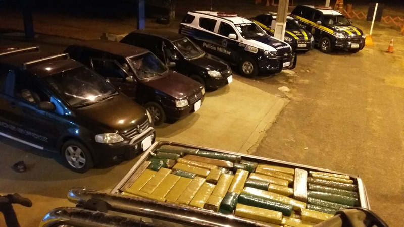 PRF E PM aprende quase duas toneladas de maconha que seguia para São Paulo
