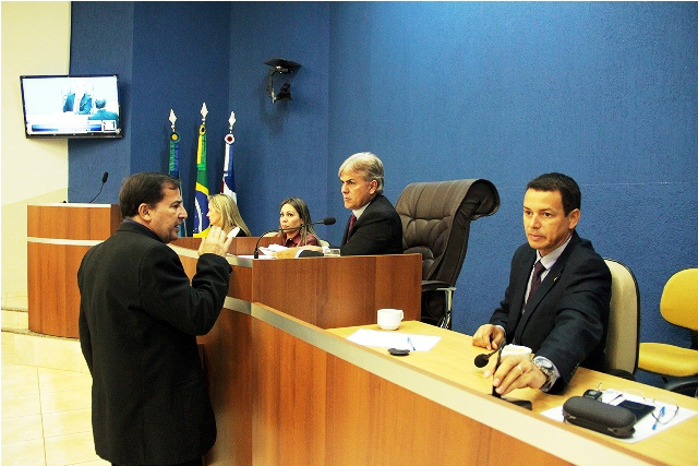 Câmara vota em primeira discussão a LDO para 2017