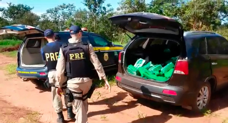 PRF prende traficante que entregaria uma tonelada de maconha em Três Lagoas PRF prende traficante que entregaria uma tonelada de maconha em Três Lagoas