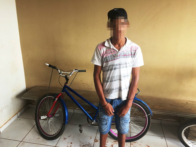 Deficiente auditivo flagrado com bicicleta furtada vai responder por receptação Deficiente auditivo flagrado com bicicleta furtada vai responder por receptação