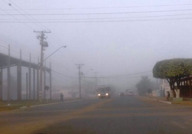 Apesar da forte neblina, temperatura deve chegar aos 31° em Três Lagoas
