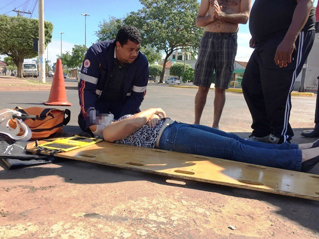 Mulher de 54 anos em Shineray é atingida por carro que foge do local Mulher de 54 anos em Shineray é atingida por carro que foge do local