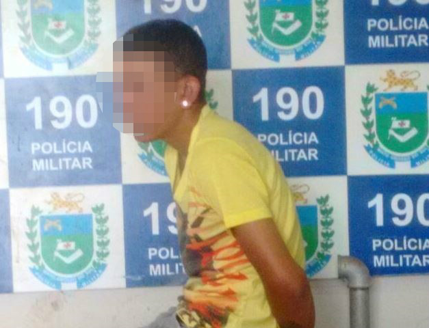 Após denúncia de uso de drogas em praça, PM encontra bicicleta furtada com menor 
