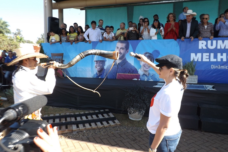 Desfile Cívico homenageia imigrantes e resgata história de Três Lagoas 