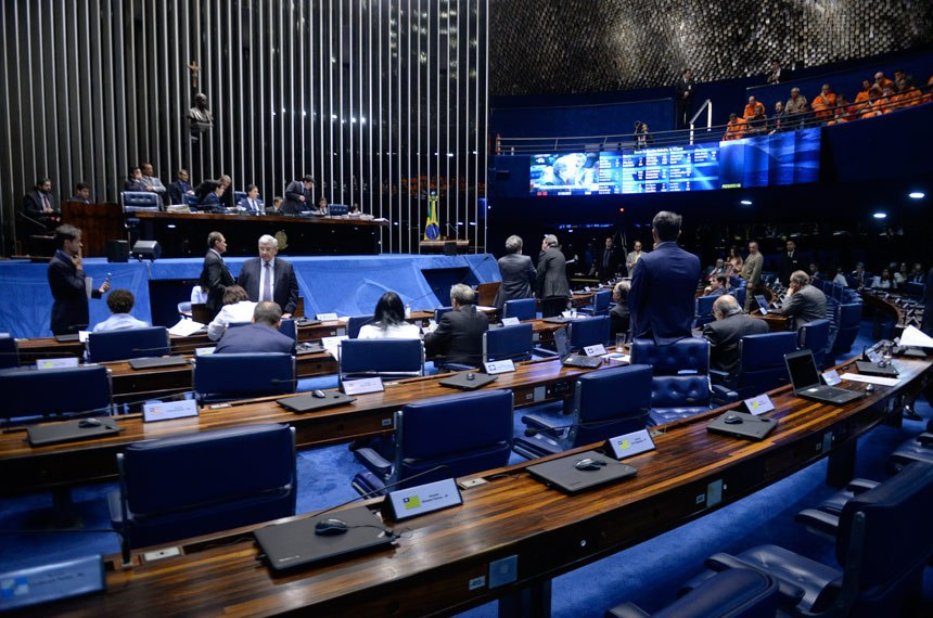 MP de regularização fundiária vai beneficiar três-lagoense, diz Simone MP de regularização fundiária vai beneficiar três-lagoense, diz Simone