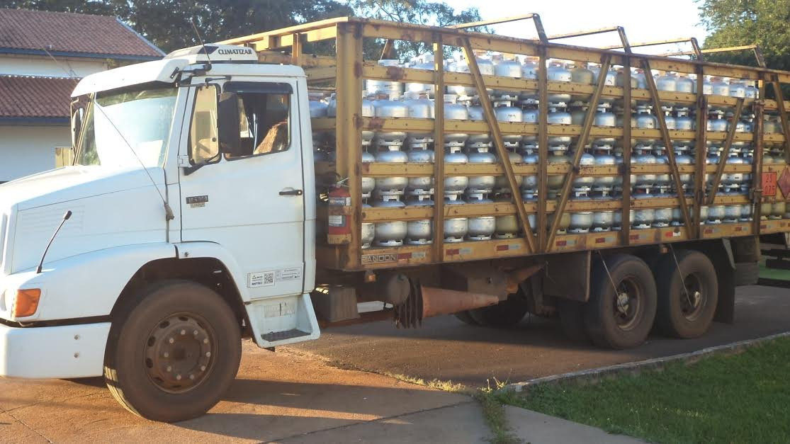 Polícia Ambiental multa empresa em R$ 7 mil por transporte irregular de gás