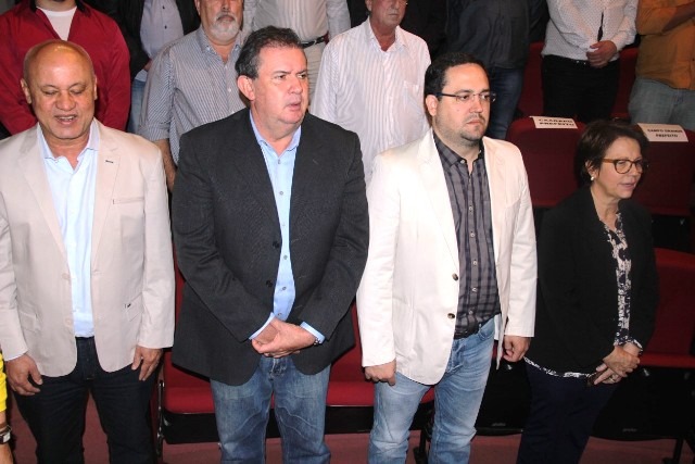 Deputado Eduardo Rocha prestigia assinatura de emendas federais para MS