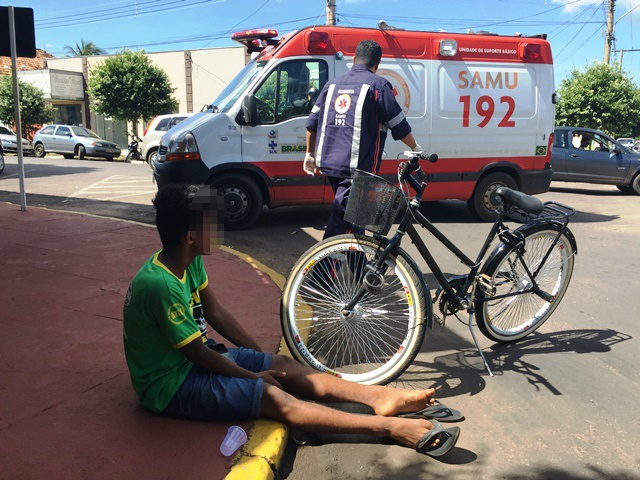 PM registra acidente entre carro e bicicleta no Centro de Três Lagoas 