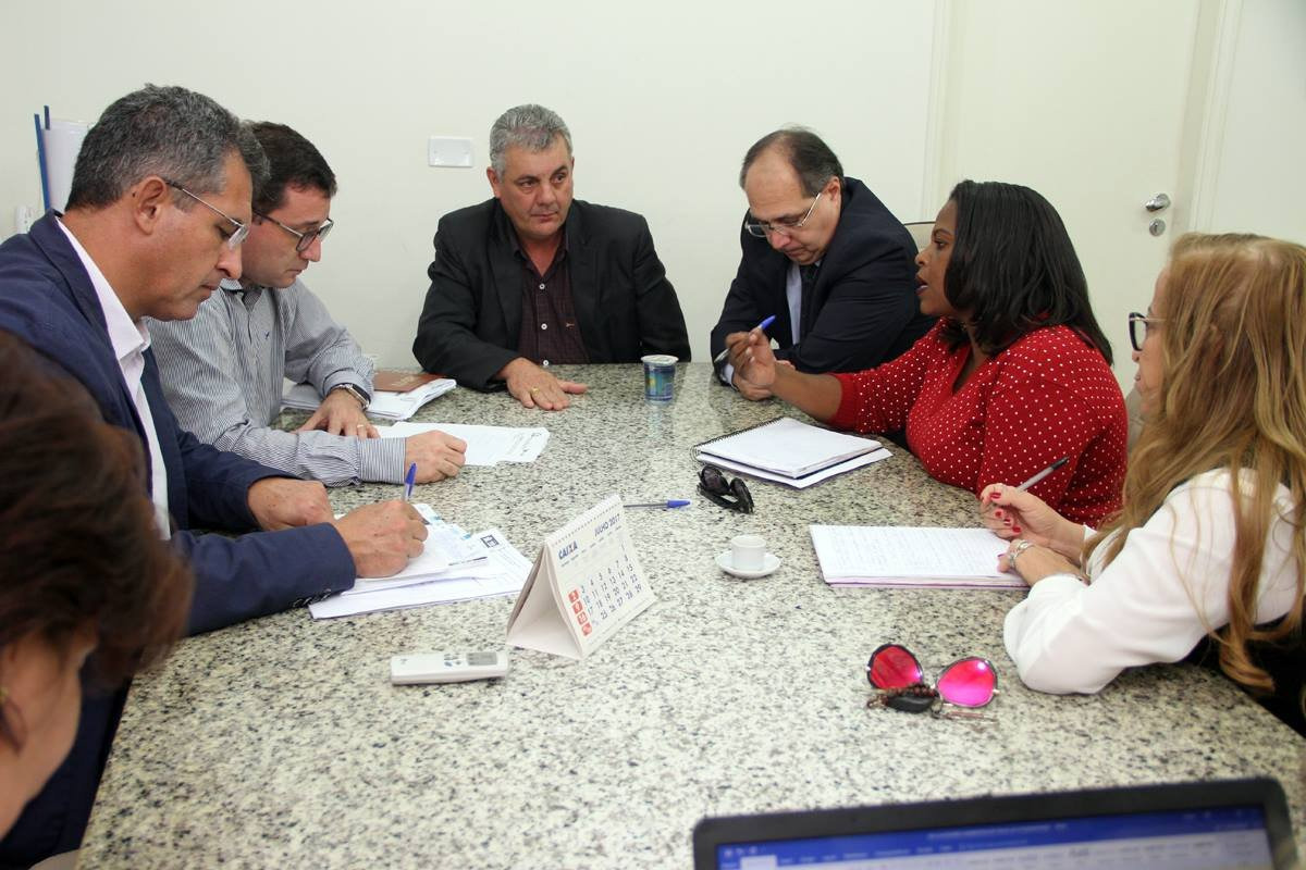 Prefeitura de Três Lagoas faz nova proposta ao Sinted para o reajuste salarial