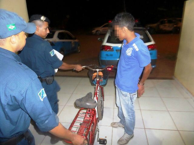 Estudante que estava com bicicleta roubada vai responder por receptação 