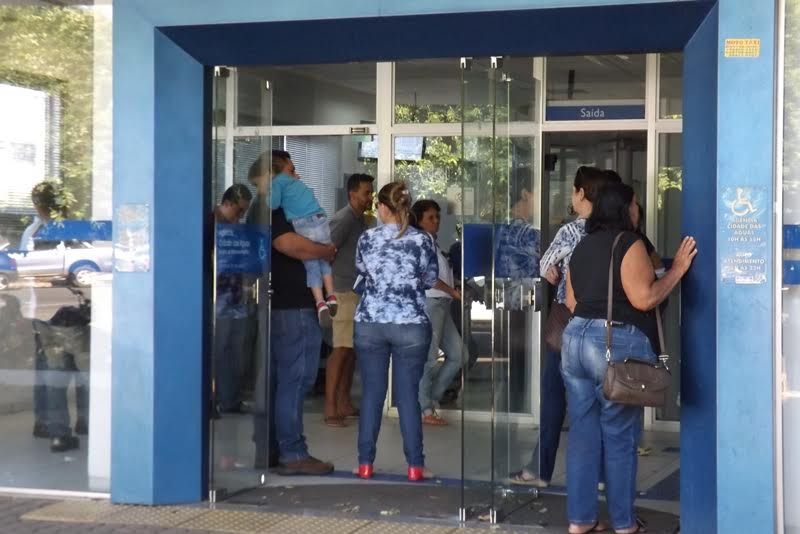 Clientes estão insatisfeitos com mudança no atendimento da Caixa 