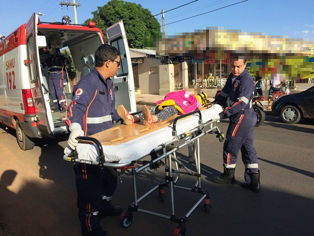 Mãe e filha de 05 anos ficam feridas em acidente registrado no início da manhã desta 2º feira 