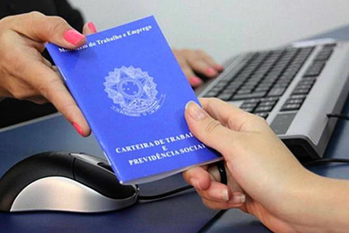 Casa do Trabalhador divulga painel de vagas para esta segunda-feira (03)