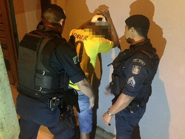 Criança de 11 anos é assaltada; autor é apreendido pela Polícia Militar Criança de 11 anos é assaltada; autor é apreendido pela Polícia Militar