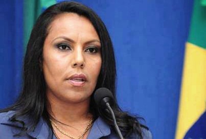 Vereadora Sirlene passa mal e é levada em uma UTI Móvel para a cidade de Campo Grande 