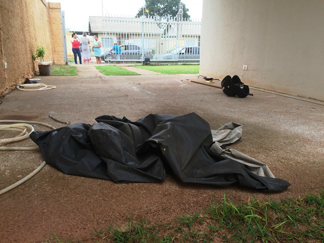 Moto Honda Falcon é furtada de residência no bairro Jardim dos Ipês 4 Moto Honda Falcon é furtada de residência no bairro Jardim dos Ipês 4