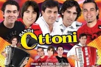 Hoje tem Danças, Capoeira, Folia de Reis, Duplas Sertanejas e Banda Ottoni na Festa do Folclore