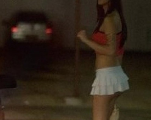 Garota de programa exige camisinha e apanha do cliente em motel