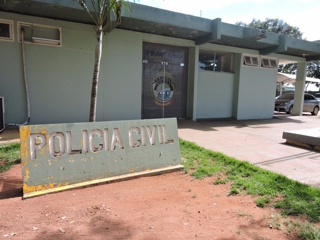 Jovem acusado de roubar celular presenteia mãe e irmão com eletrônicos