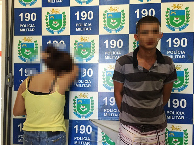 ROTAI e P2 encontram drogas enterradas em residência no Alto da Boa Vista ROTAI e P2 encontram drogas enterradas em residência no Alto da Boa Vista
