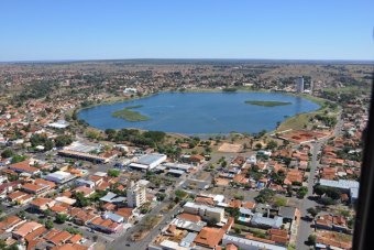 Prefeitura lança programa para regularizar situação de moradores que negociaram imóveis de conjuntos habitacionais Prefeitura lança programa para regularizar situação de moradores que negociaram imóveis de conjuntos habitacionais