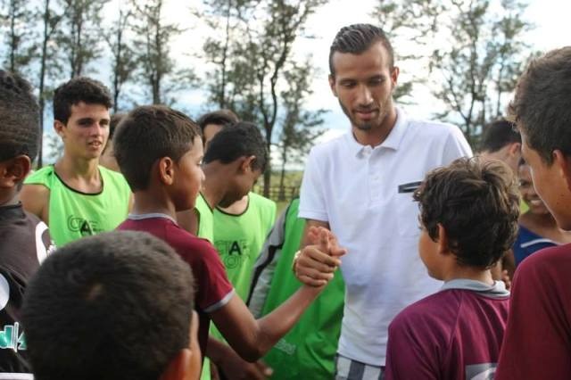 Jogador Leandro Pereira receberá título de Cidadão Três-lagoense 