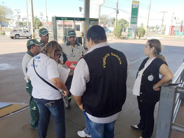 CEREST e Vigilância Sanitária fazem trabalho de vistorias em postos de combustível CEREST e Vigilância Sanitária fazem trabalho de vistorias em postos de combustível