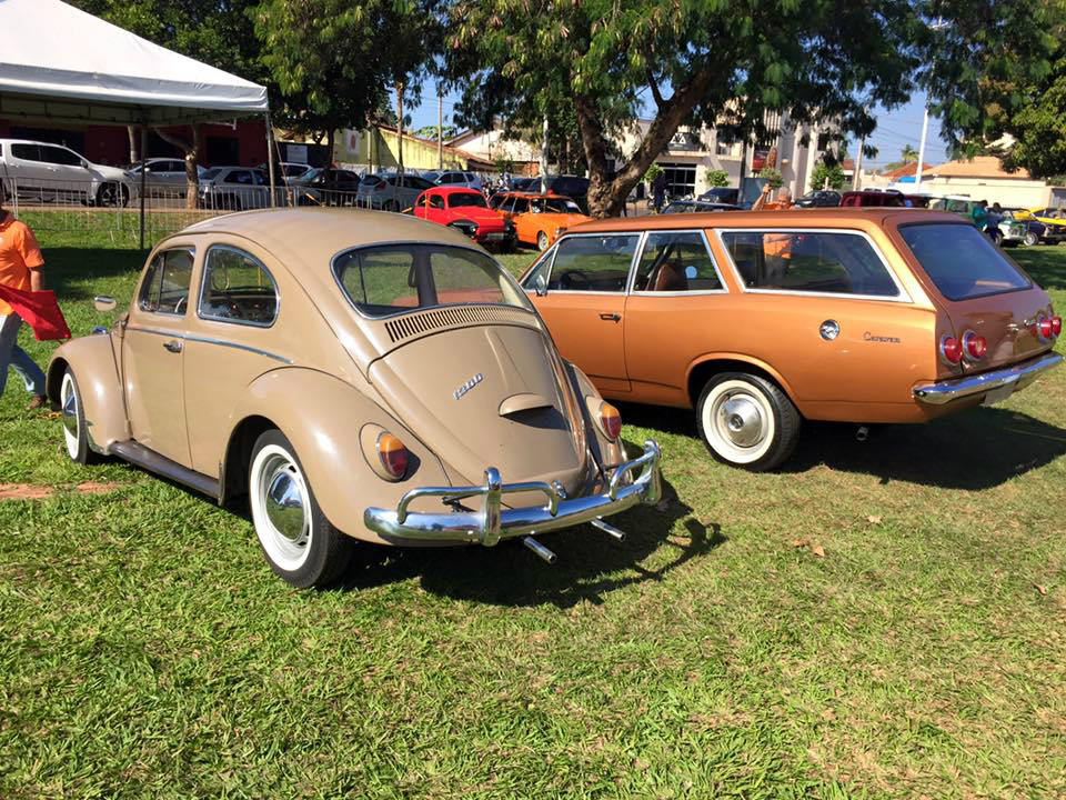 Exposição de Carros Antigos acontece na Lagoa Maior 