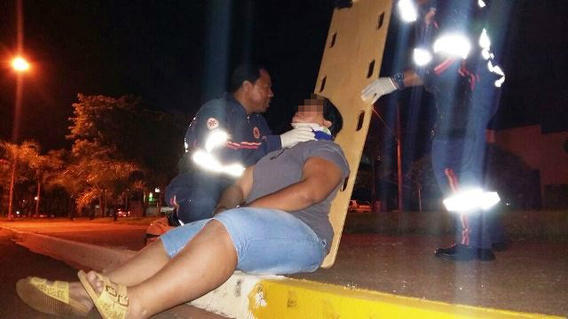Acidente na Rosário Congro deixa motociclista ferida