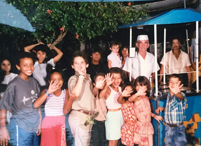 No mês do centenário da cidade, reportagem conta história do “Tio Ary” do cachorro quente No mês do centenário da cidade, reportagem conta história do “Tio Ary” do cachorro quente