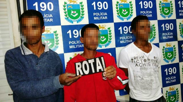 Rotai aprende drogas e fecha suposta “biqueira” na antiga “Zona Velha” Rotai aprende drogas e fecha suposta “biqueira” na antiga “Zona Velha”