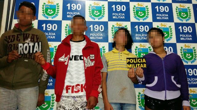 Quatro pessoas são detidas após tentativa de furto em residência no Jardim dos Ipês Quatro pessoas são detidas após tentativa de furto em residência no Jardim dos Ipês