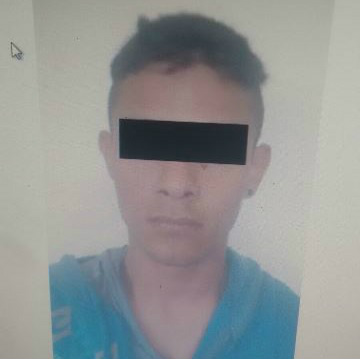 Adolescente tenta engolir droga, mas acaba sendo apreendido pela Polícia Militar 