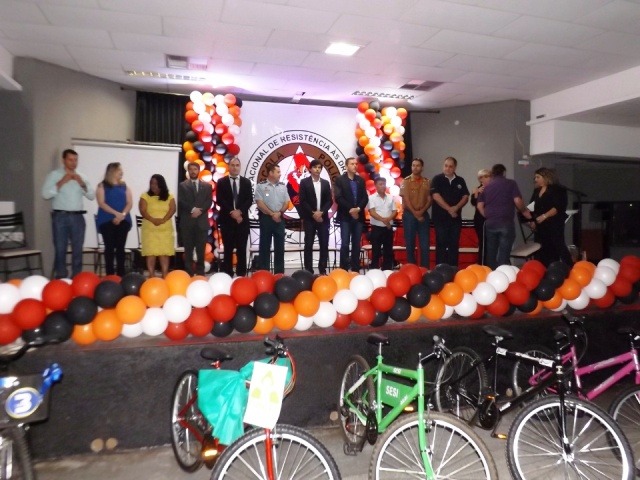 Polícia Militar realiza formatura de 210 alunos do Proerd 